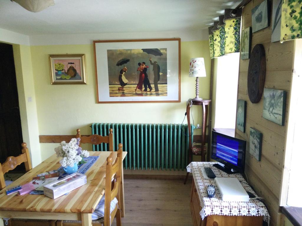 Casa Walter- Vda-La Thuile- Cir 0024アパートメント エクステリア 写真